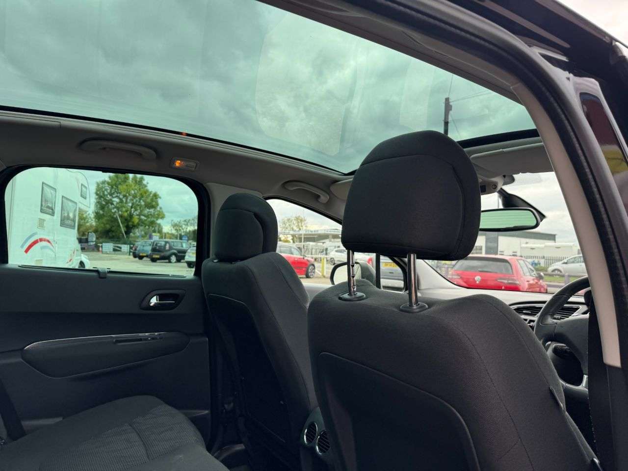 2013 PEUGEOT 3008 2013 PEUGEOT 3008