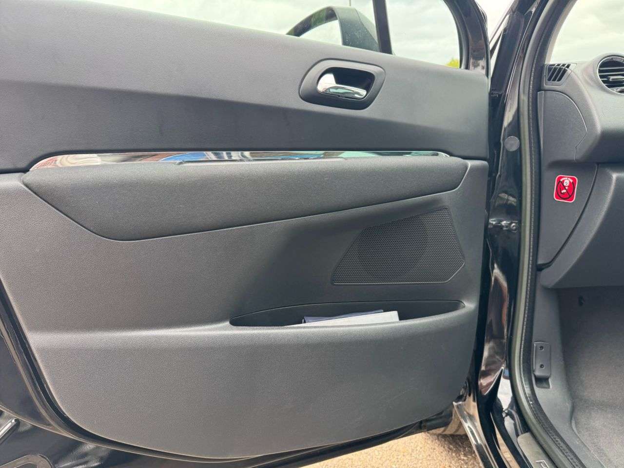 2013 PEUGEOT 3008 2013 PEUGEOT 3008