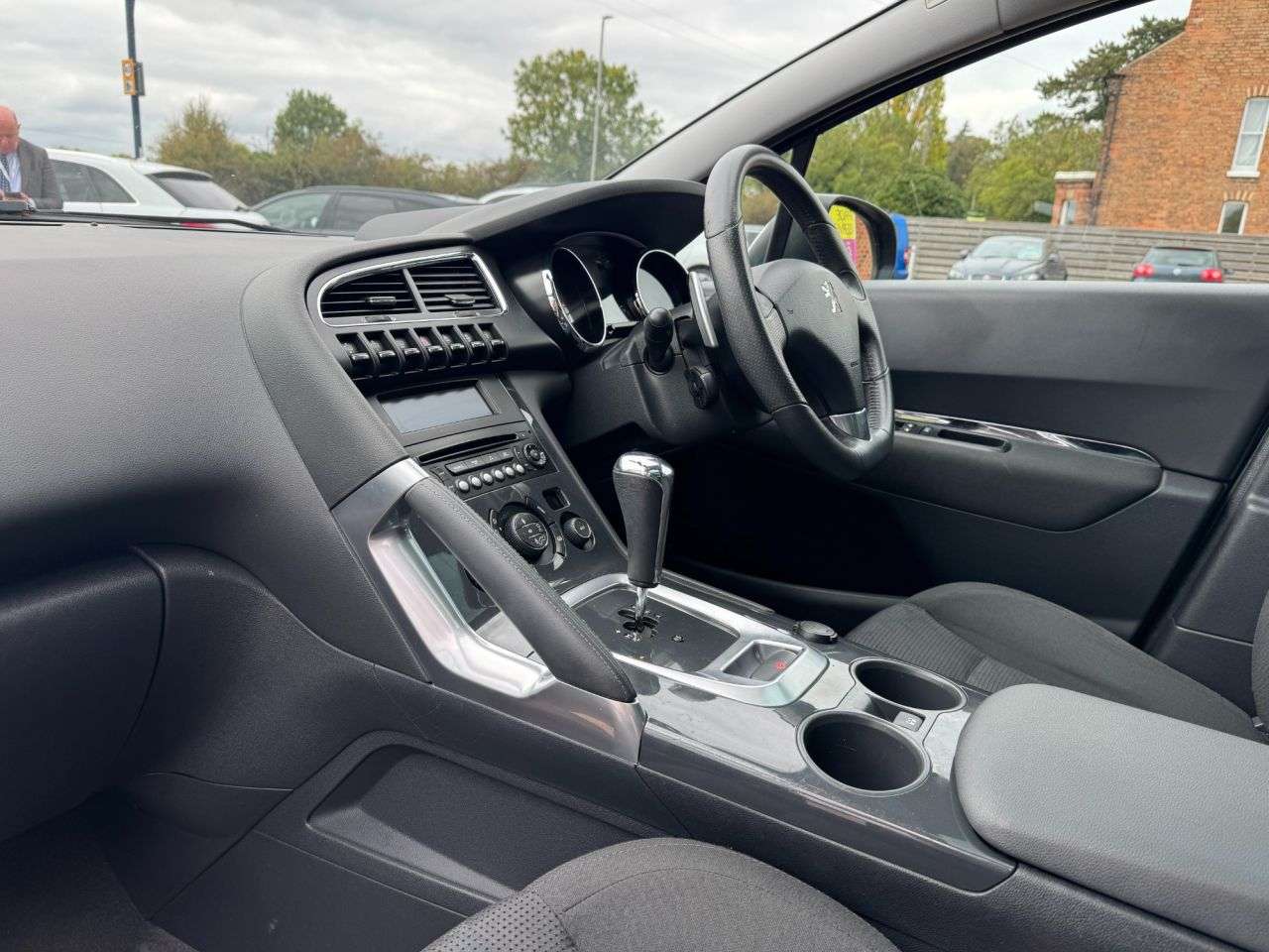 2013 PEUGEOT 3008 2013 PEUGEOT 3008