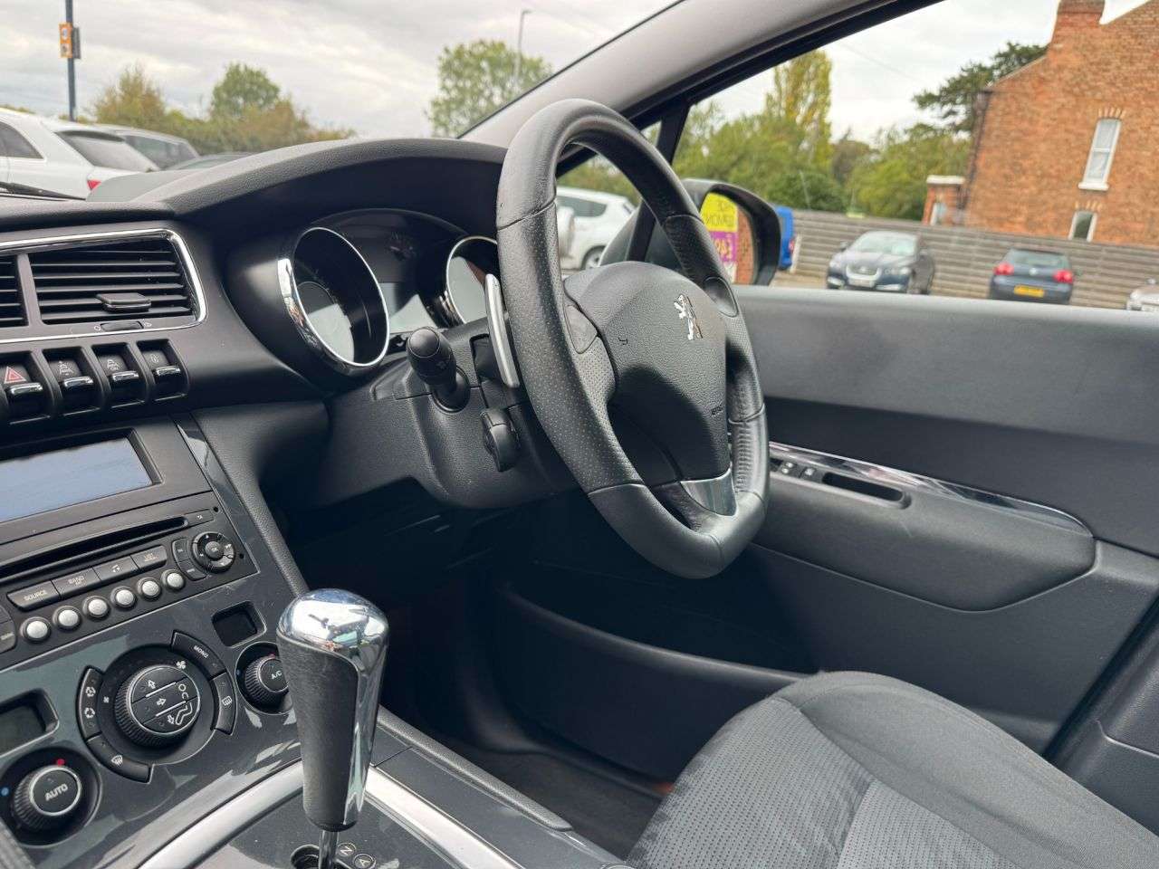 2013 PEUGEOT 3008 2013 PEUGEOT 3008