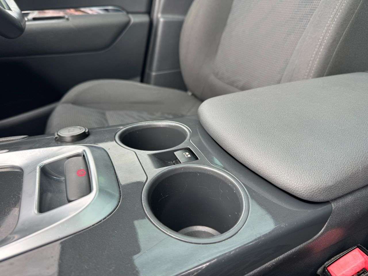 2013 PEUGEOT 3008 2013 PEUGEOT 3008