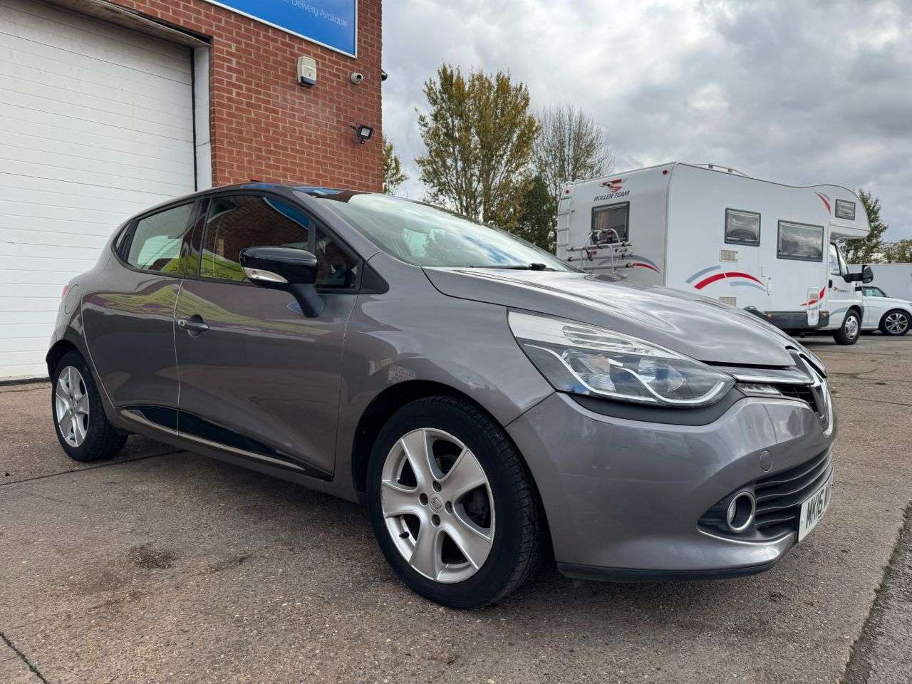 2016 RENAULT CLIO 2016 RENAULT CLIO