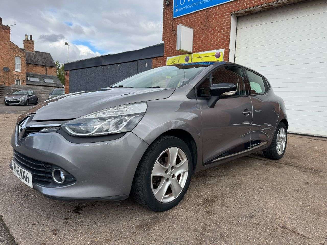2016 RENAULT CLIO 2016 RENAULT CLIO