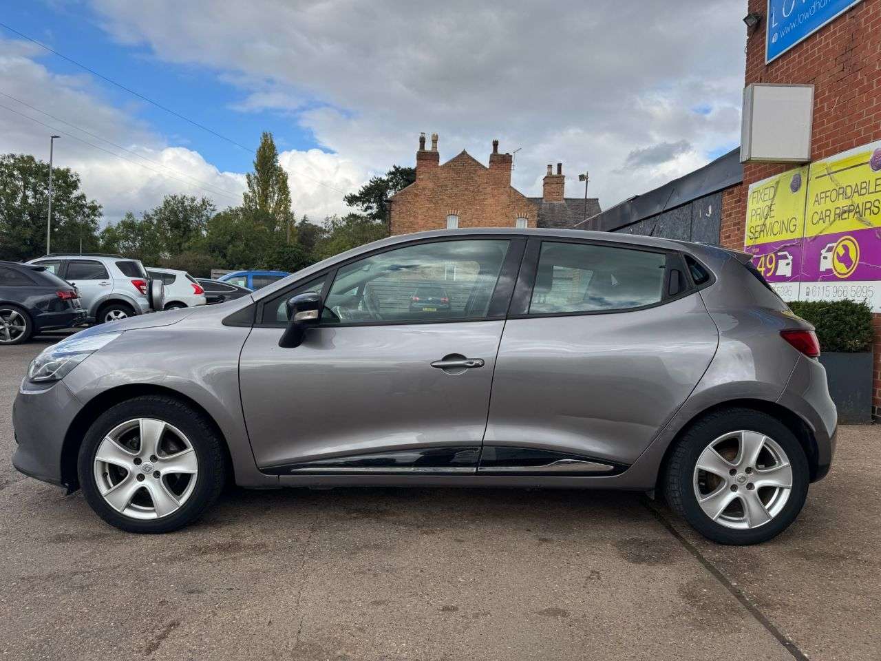 2016 RENAULT CLIO 2016 RENAULT CLIO