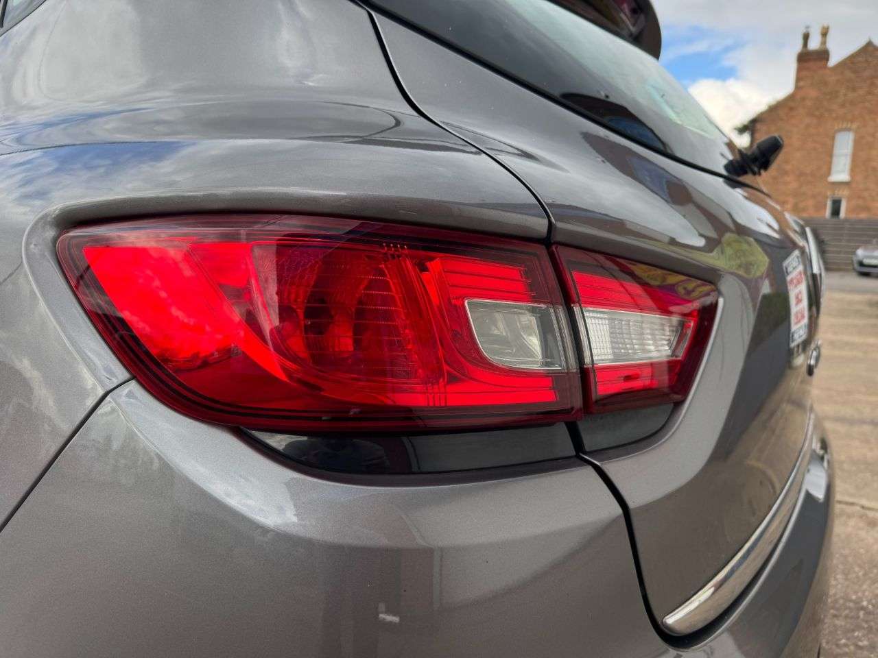 2016 RENAULT CLIO 2016 RENAULT CLIO