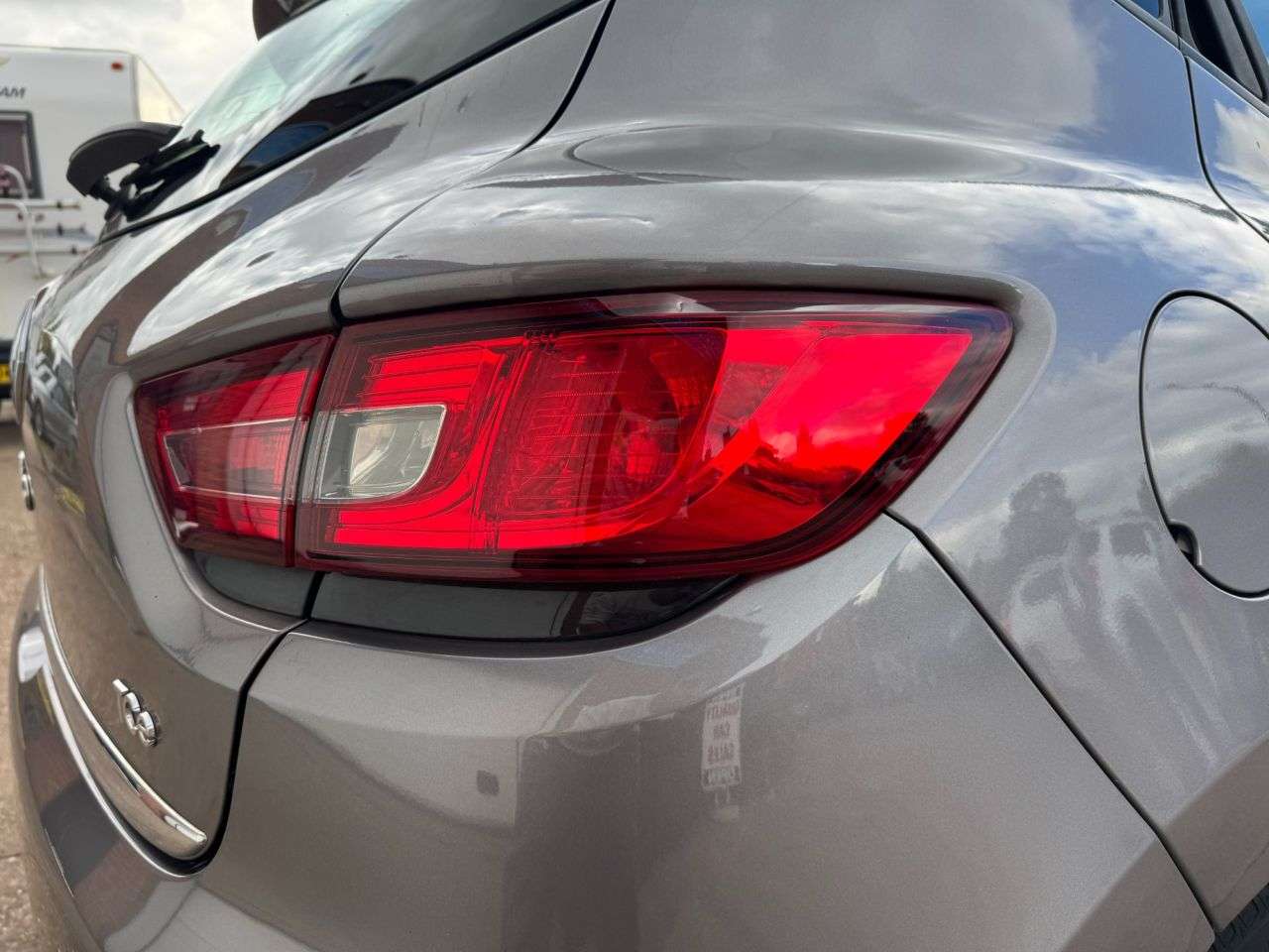 2016 RENAULT CLIO 2016 RENAULT CLIO