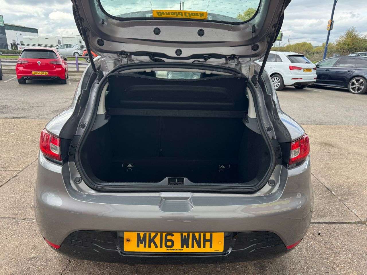 2016 RENAULT CLIO 2016 RENAULT CLIO