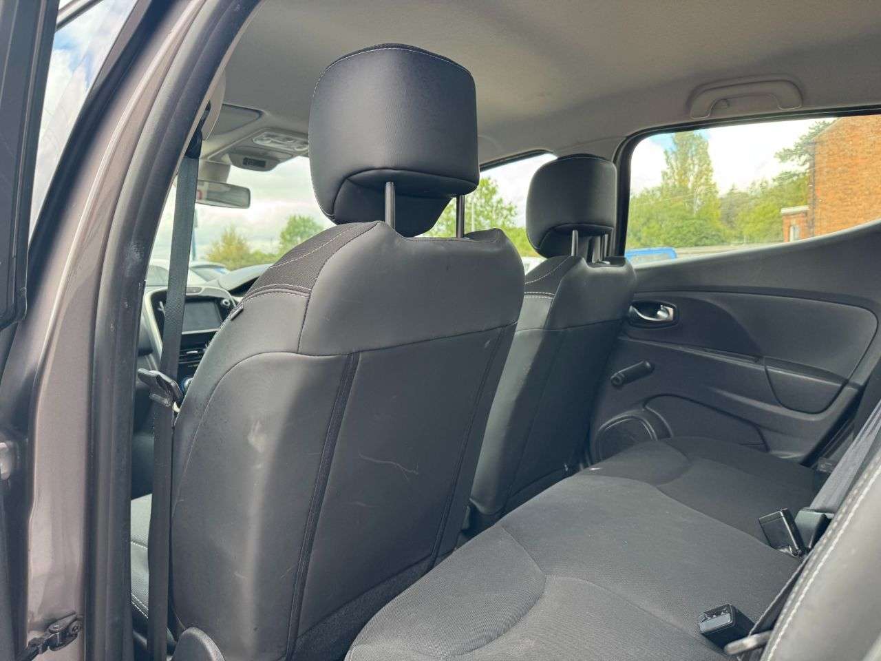 2016 RENAULT CLIO 2016 RENAULT CLIO