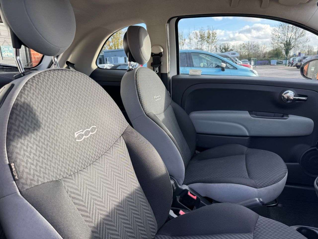 2016 FIAT 500 2016 FIAT 500