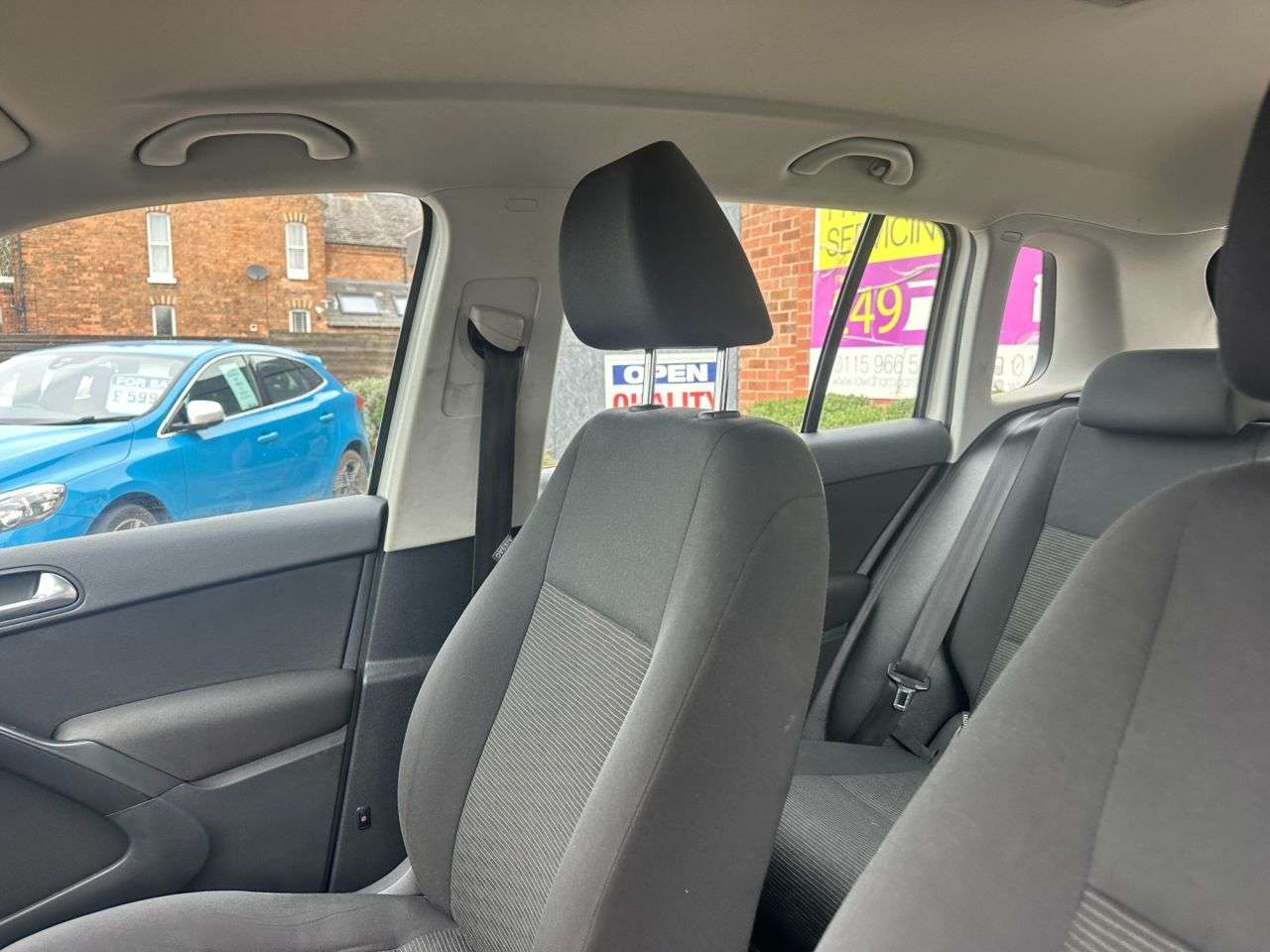 2012 VOLKSWAGEN TIGUAN 2012 VOLKSWAGEN TIGUAN