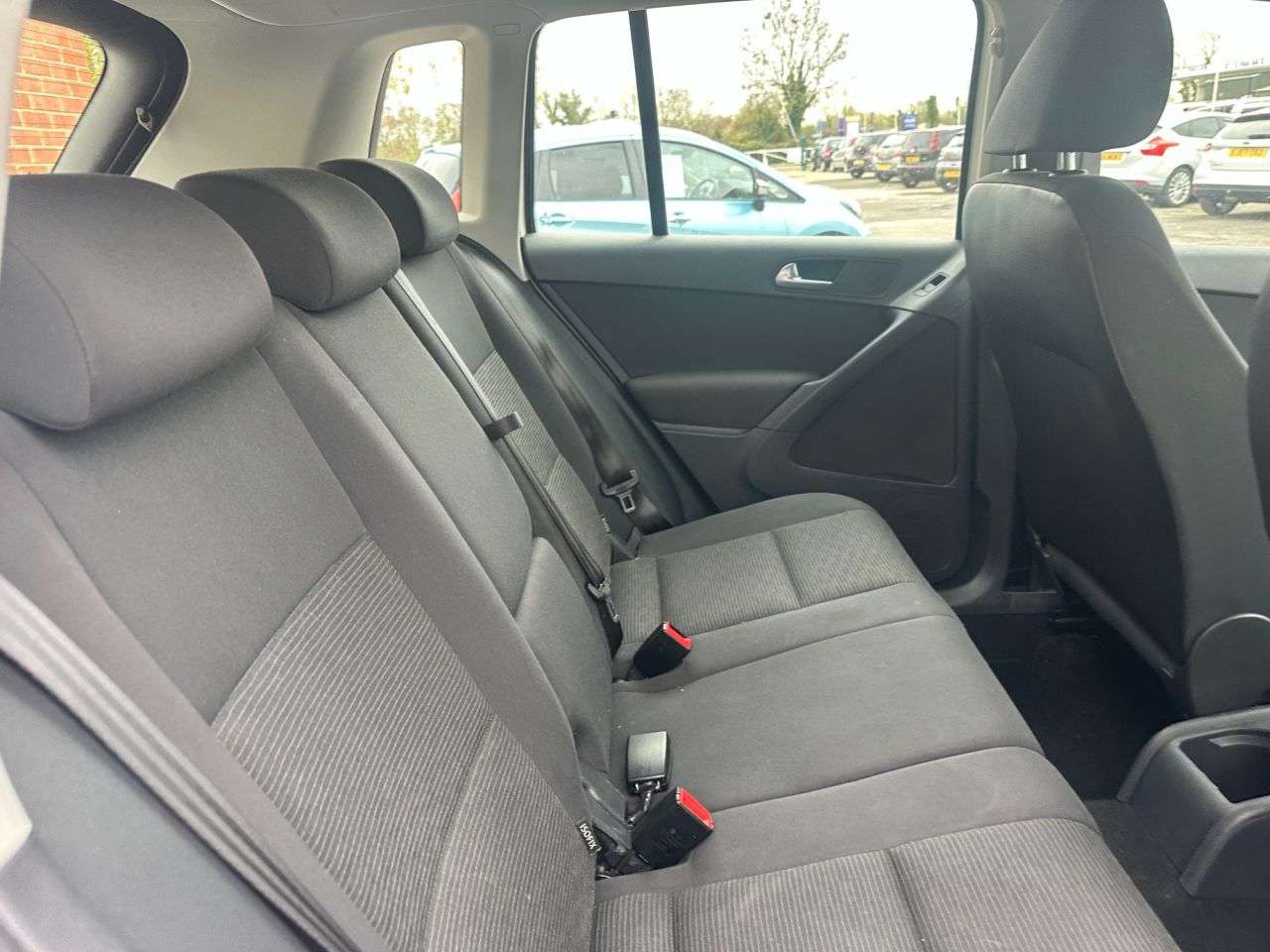 2012 VOLKSWAGEN TIGUAN 2012 VOLKSWAGEN TIGUAN