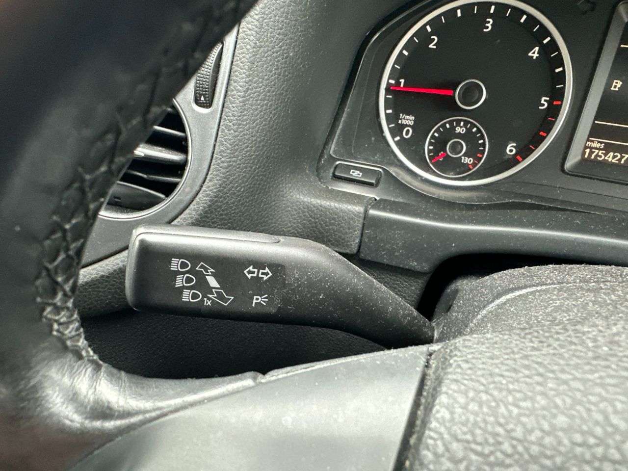 2012 VOLKSWAGEN TIGUAN 2012 VOLKSWAGEN TIGUAN