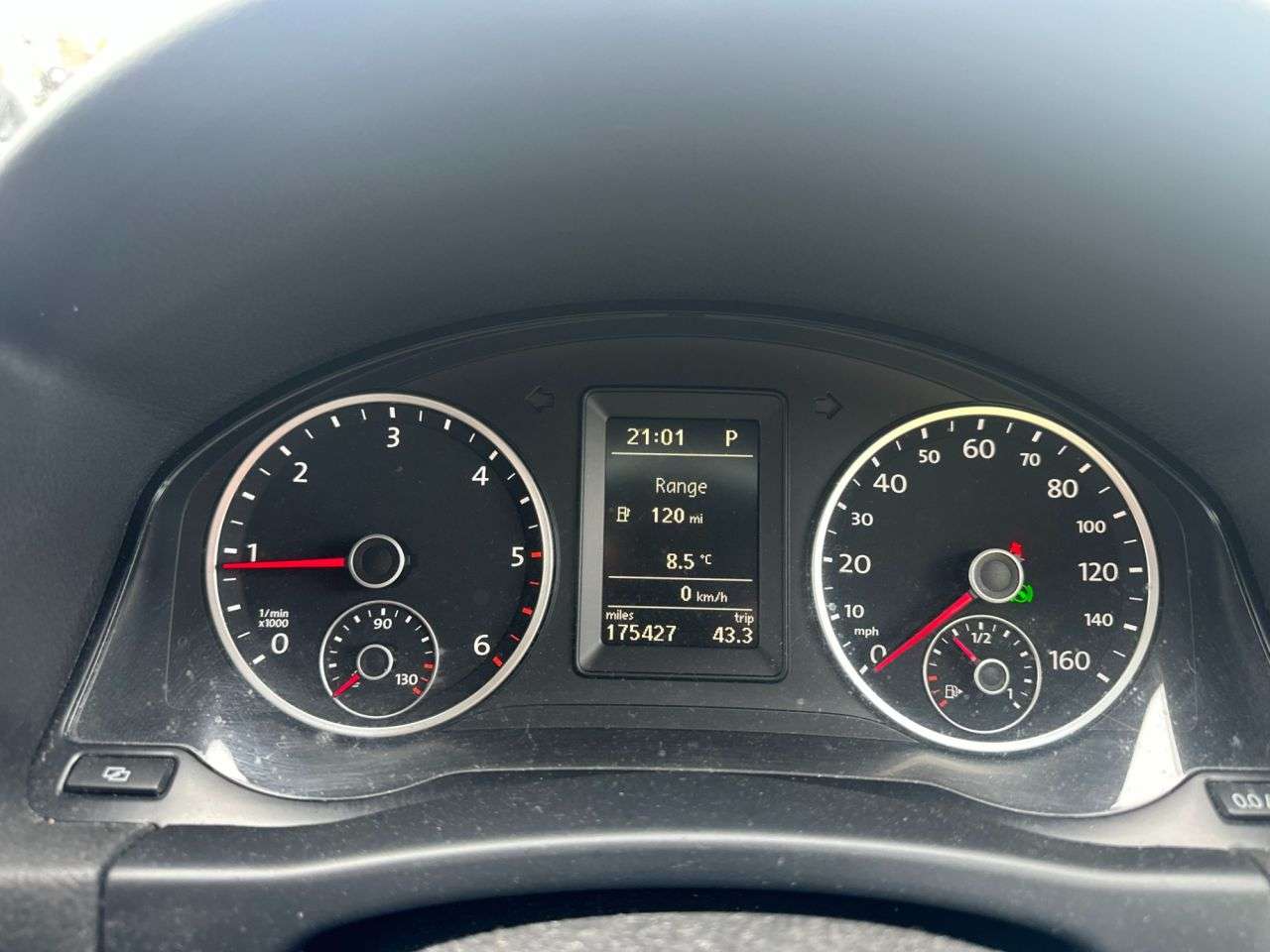 2012 VOLKSWAGEN TIGUAN 2012 VOLKSWAGEN TIGUAN