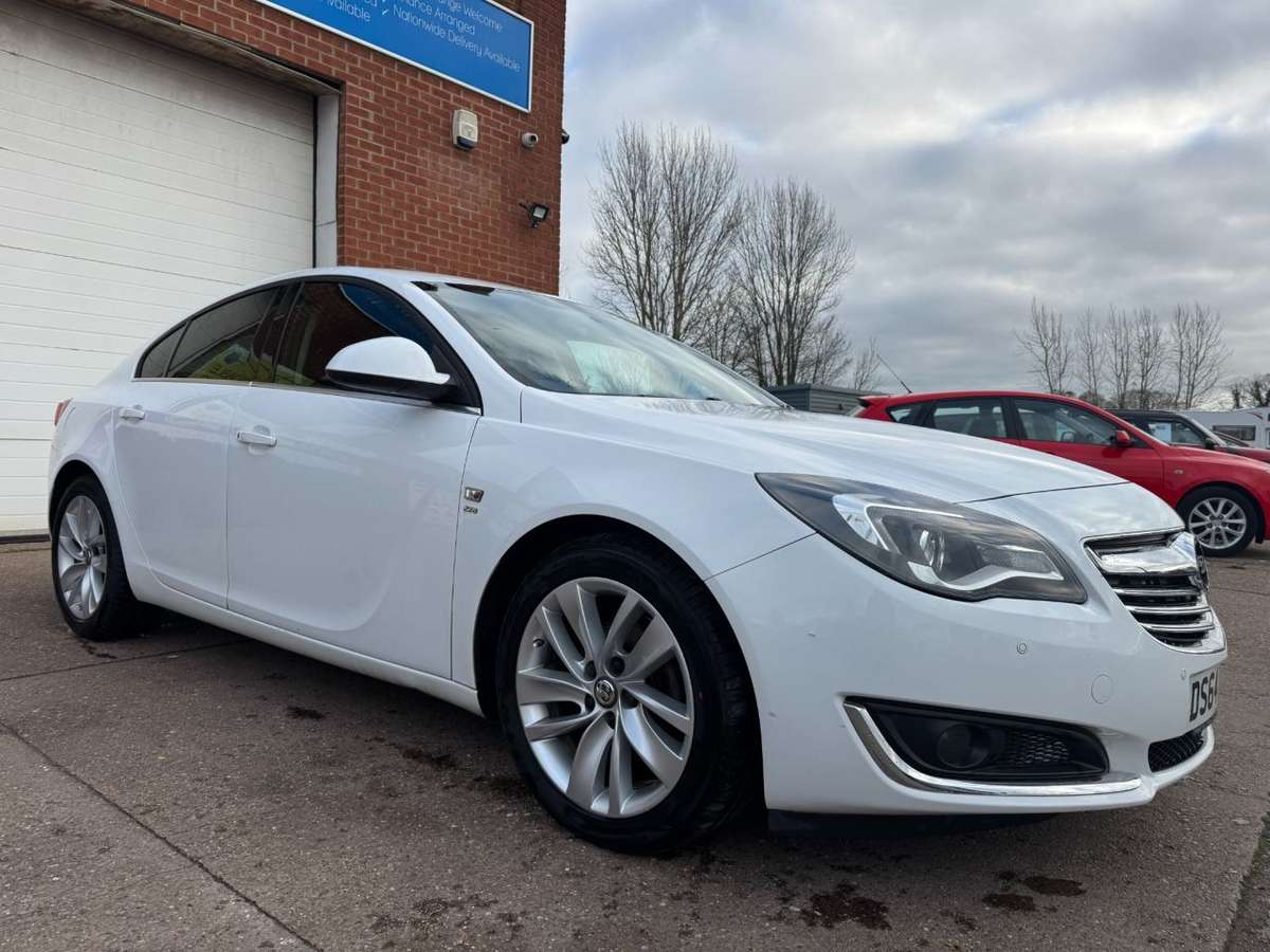 Check out this Vauxhall Insignia 2014 Diesel Manual