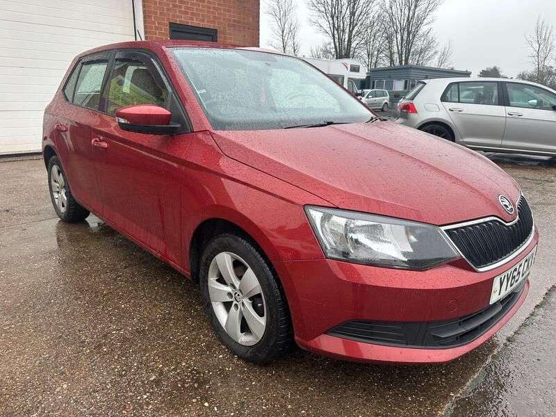 A 2015 SKODA FABIA 1.4 TDI SE Hatchback 5dr Diesel Manual Euro 6 (s/s) (90 ps) A 2015 SKODA FABIA 1.4 TDI SE Hatchback 5dr Diesel Manual Euro 6 (s/s) (90 ps)