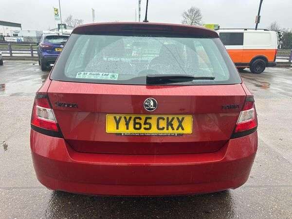 A 2015 SKODA FABIA 1.4 TDI SE Hatchback 5dr Diesel Manual Euro 6 (s/s) (90 ps) A 2015 SKODA FABIA 1.4 TDI SE Hatchback 5dr Diesel Manual Euro 6 (s/s) (90 ps)