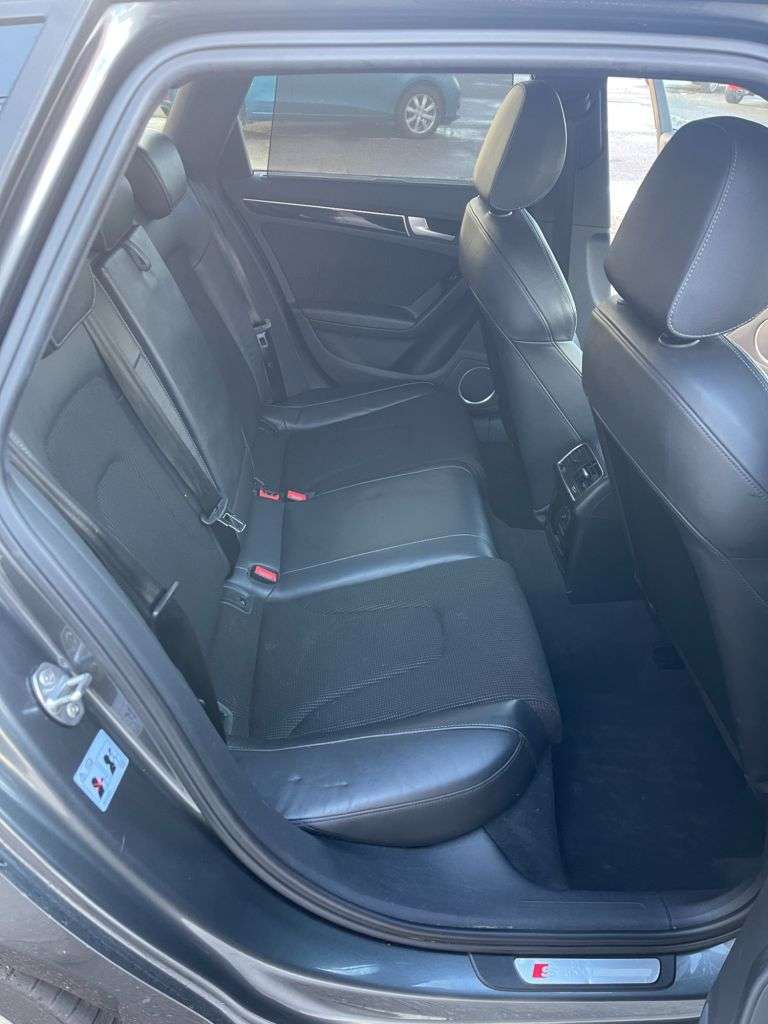 2013 AUDI A4 AVANT 2013 AUDI A4 AVANT