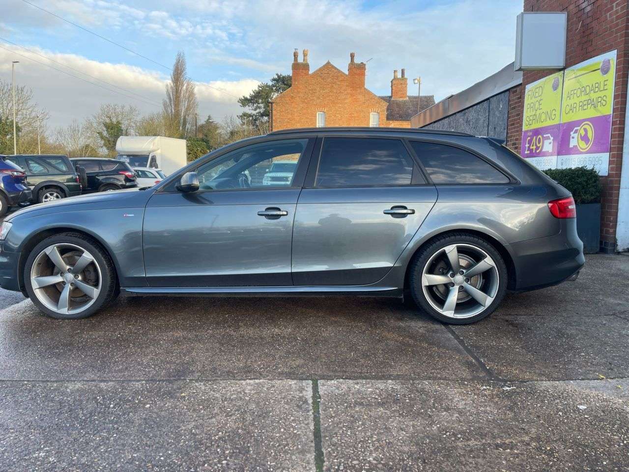 A 2013 AUDI A4 AVANT 1.8 TFSI Black Edition Estate 5dr Petrol Manual Euro 5 (s/s) (120 ps) A 2013 AUDI A4 AVANT 1.8 TFSI Black Edition Estate 5dr Petrol Manual Euro 5 (s/s) (120 ps)