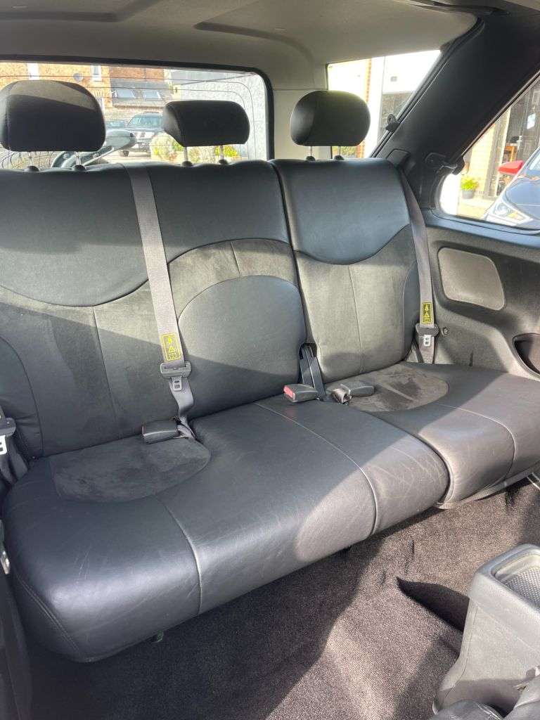 A 2004 LAND ROVER FREELANDER 1.8i Soft Top 3dr Petrol Manual (248 g/km, 118 bhp) A 2004 LAND ROVER FREELANDER 1.8i Soft Top 3dr Petrol Manual (248 g/km, 118 bhp)