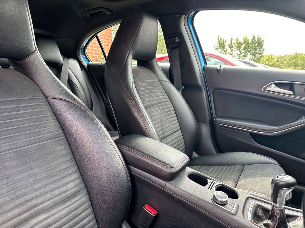 2016 MERCEDES-BENZ A CLASS 2016 MERCEDES-BENZ A CLASS