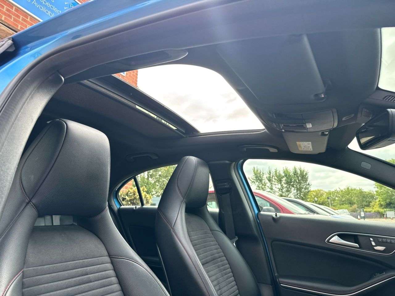 2016 MERCEDES-BENZ A CLASS 2016 MERCEDES-BENZ A CLASS