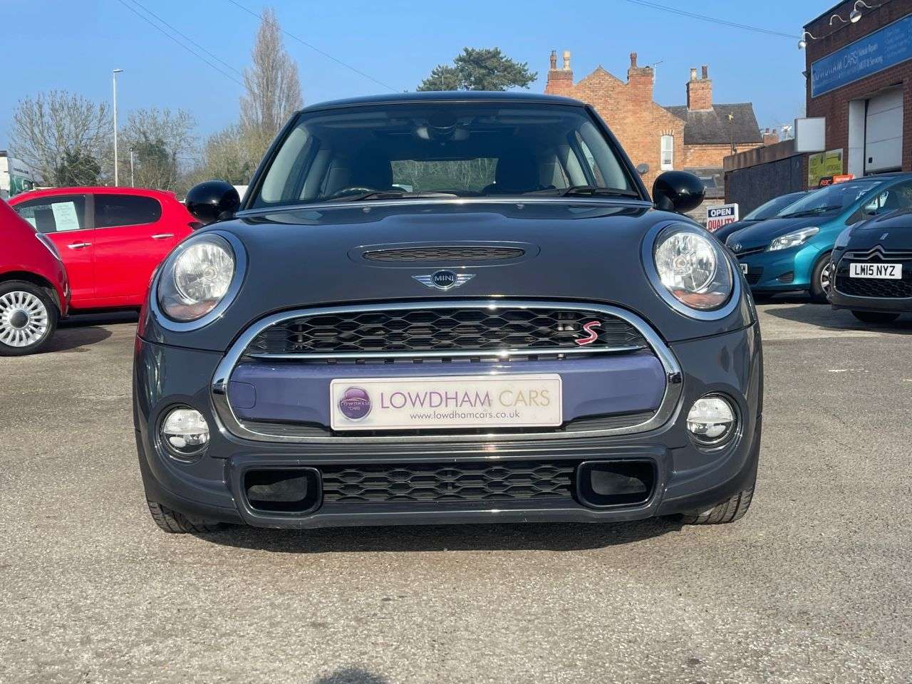 A 2015 MINI MINI COOPER S A 2015 MINI MINI COOPER S