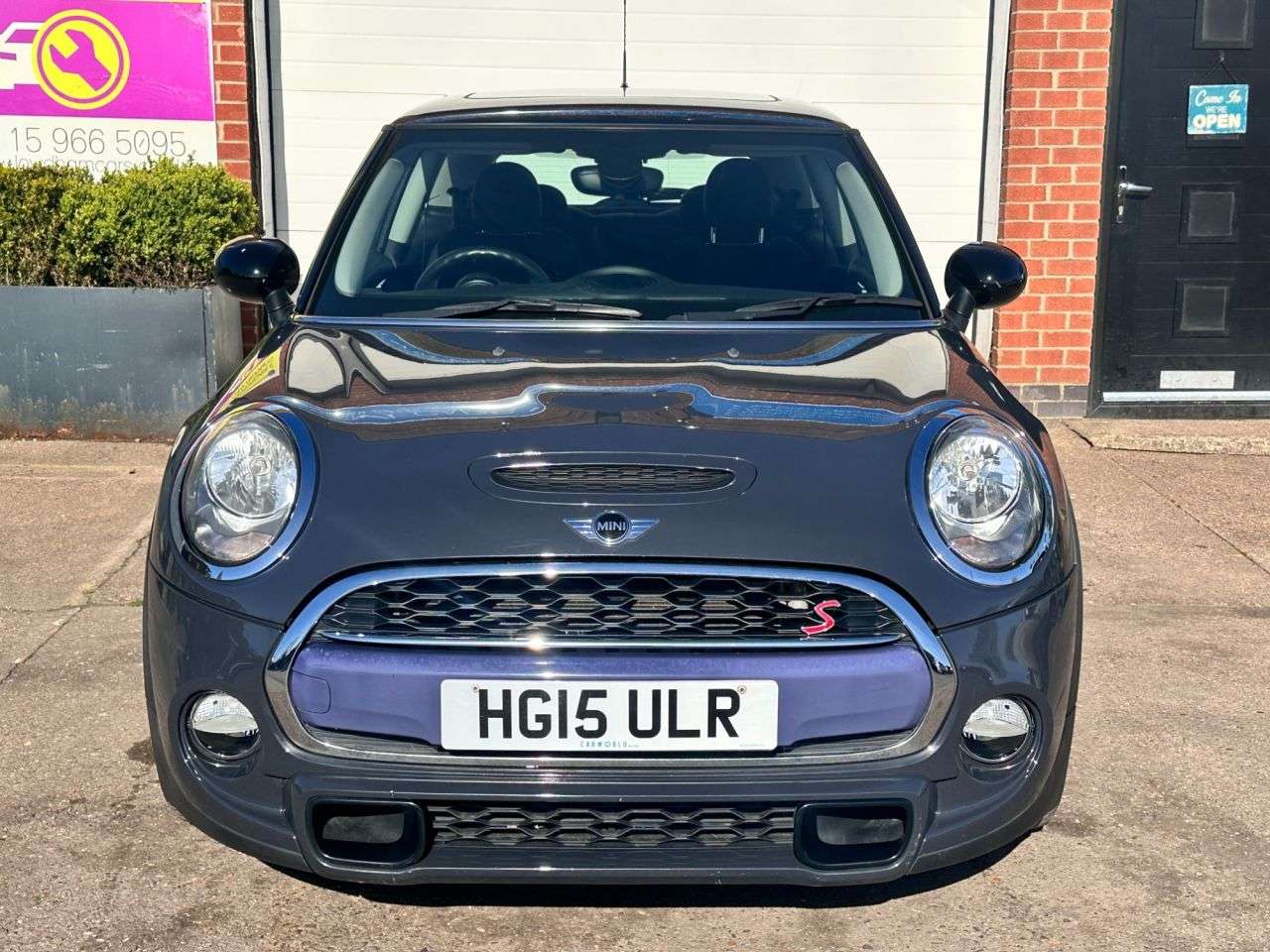A 2015 MINI MINI COOPER S A 2015 MINI MINI COOPER S