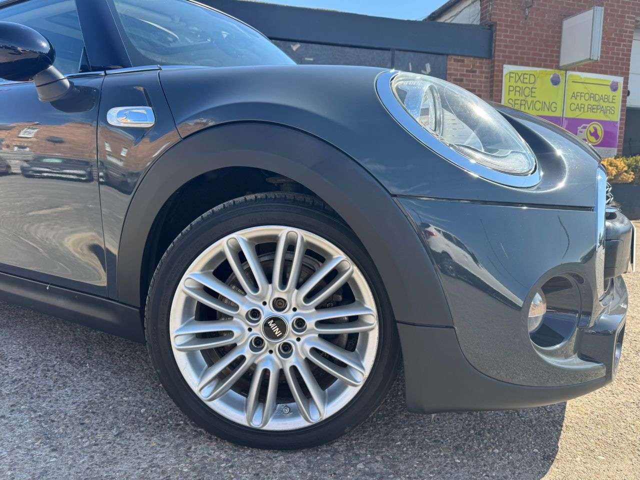 A 2015 MINI MINI COOPER S A 2015 MINI MINI COOPER S