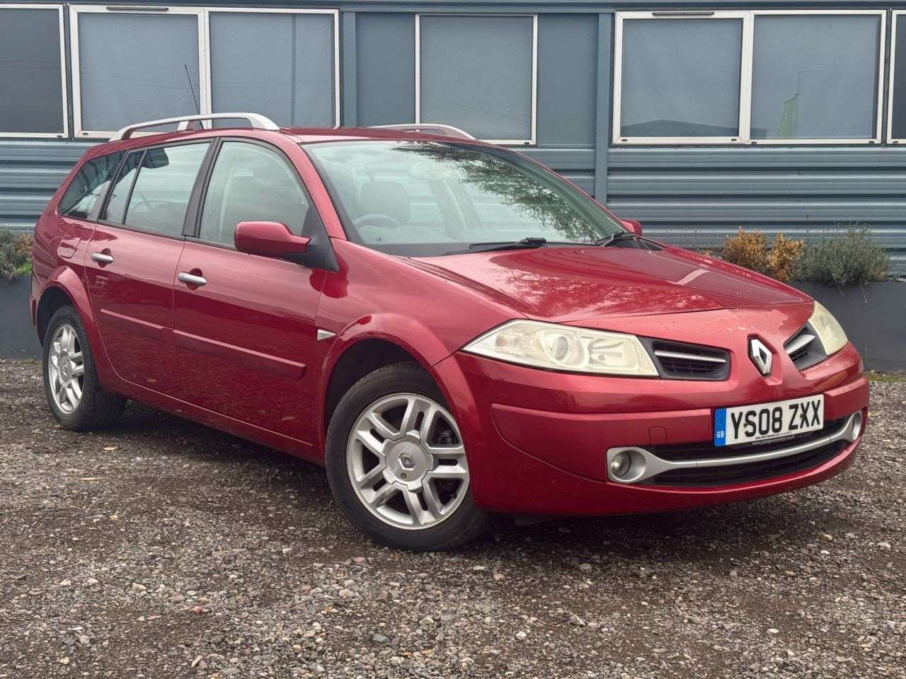 A 2008 RENAULT MEGANE 1.6 VVT Dynamique S Estate 5dr Petrol Proactive (184 g/km, 111 bhp) A 2008 RENAULT MEGANE 1.6 VVT Dynamique S Estate 5dr Petrol Proactive (184 g/km, 111 bhp)