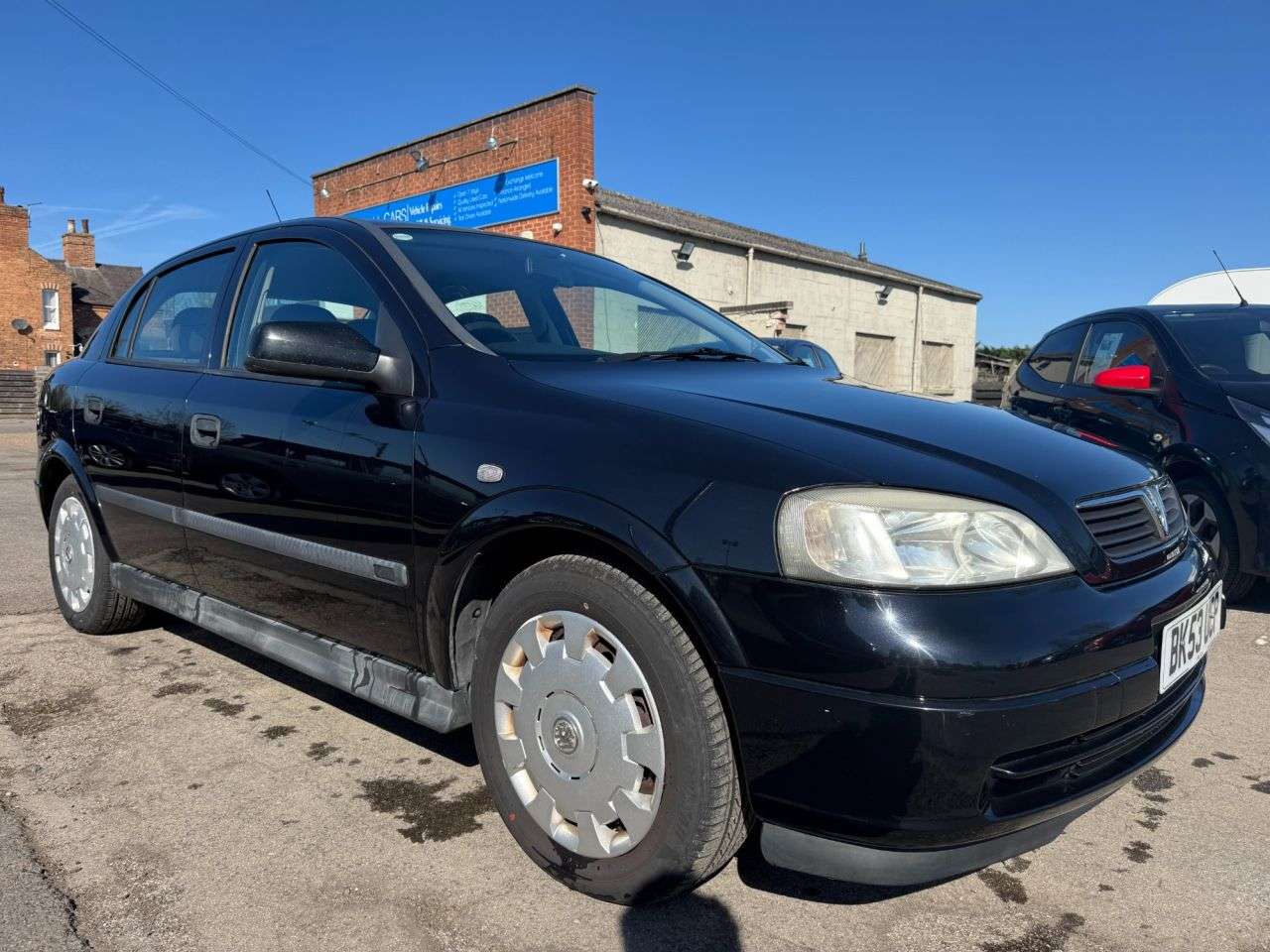 A 2003 VAUXHALL ASTRA 1.6i Club Hatchback 5dr Petrol Manual (a/c) (171 g/km, 84 bhp) A 2003 VAUXHALL ASTRA 1.6i Club Hatchback 5dr Petrol Manual (a/c) (171 g/km, 84 bhp)