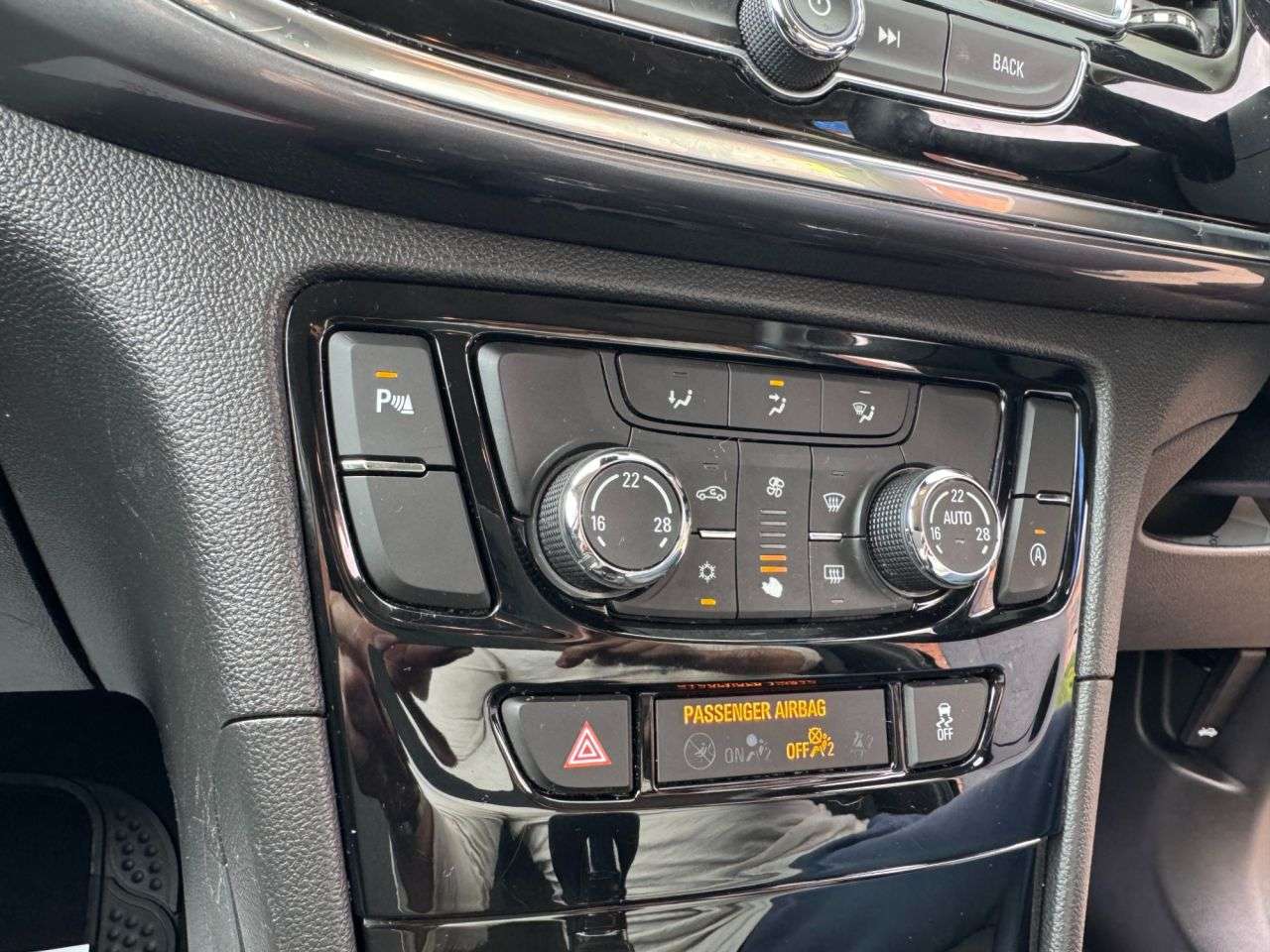 2018 VAUXHALL MOKKA X 2018 VAUXHALL MOKKA X