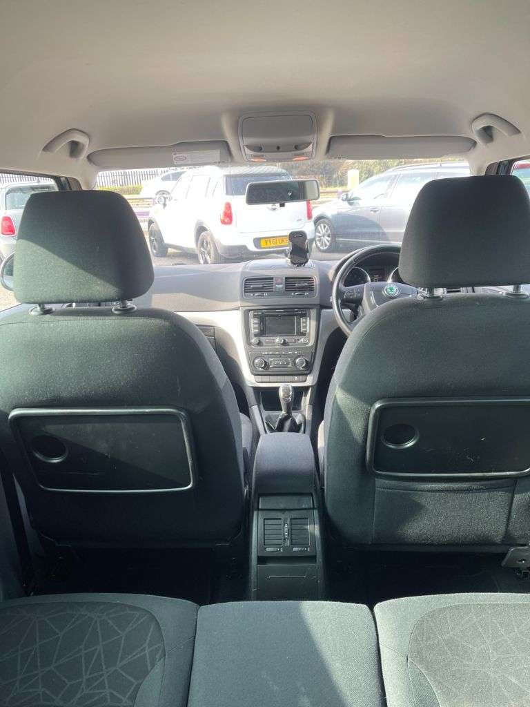 2012 SKODA YETI 2012 SKODA YETI