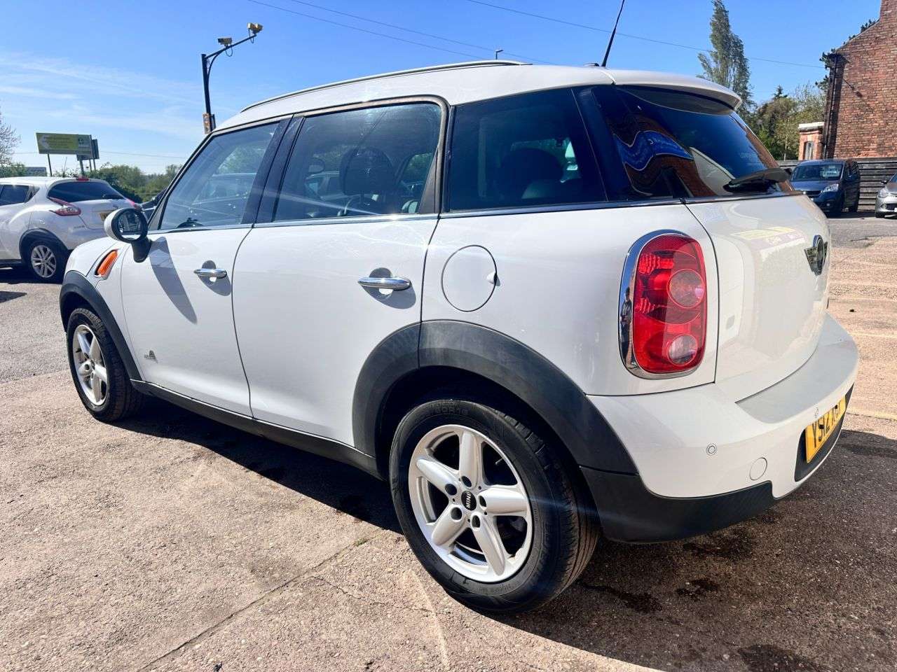 2012 MINI COUNTRYMAN 2012 MINI COUNTRYMAN