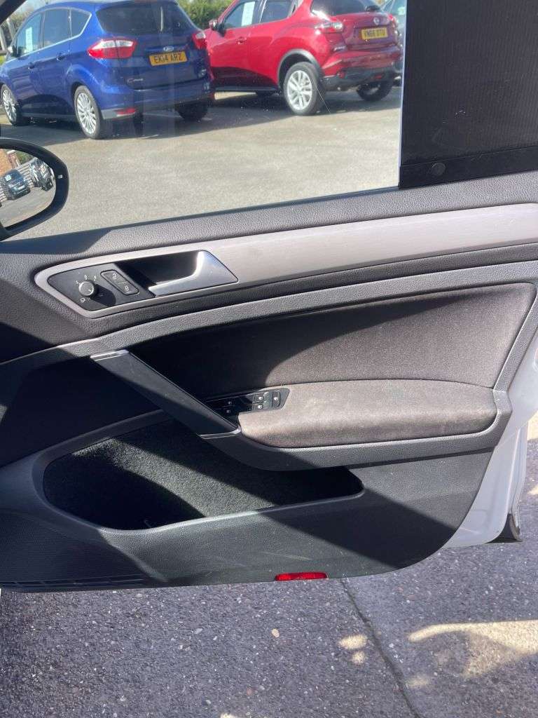 2015 VOLKSWAGEN GOLF 2015 VOLKSWAGEN GOLF