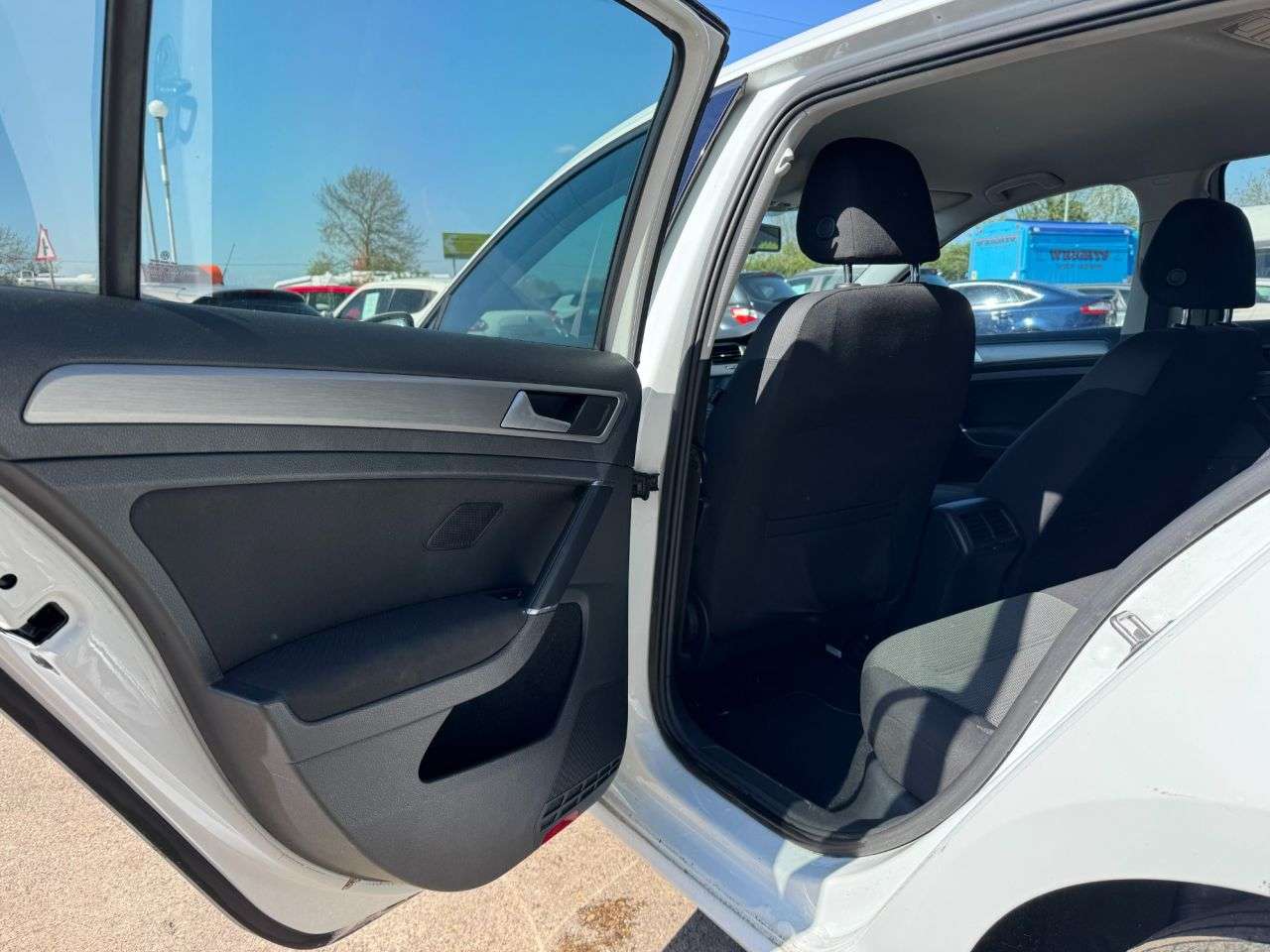 2015 VOLKSWAGEN GOLF 2015 VOLKSWAGEN GOLF