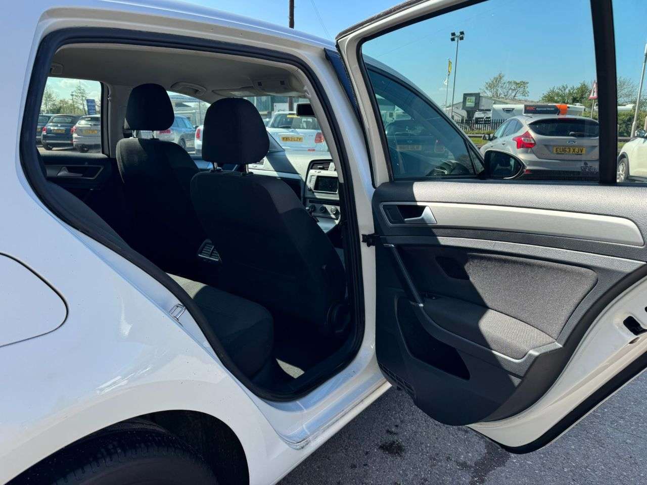 2015 VOLKSWAGEN GOLF 2015 VOLKSWAGEN GOLF