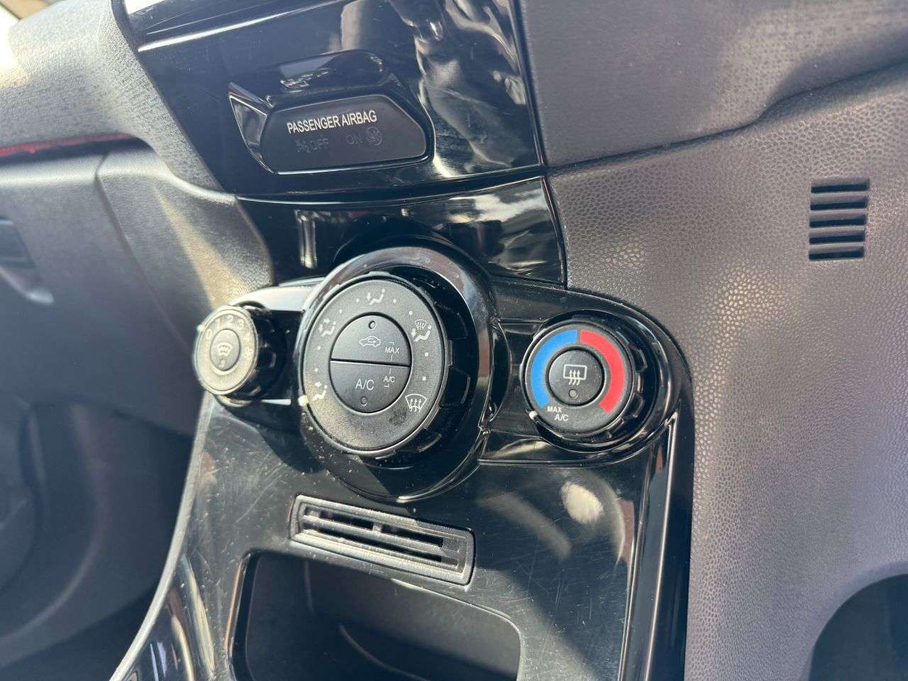 2014 FORD FIESTA 2014 FORD FIESTA