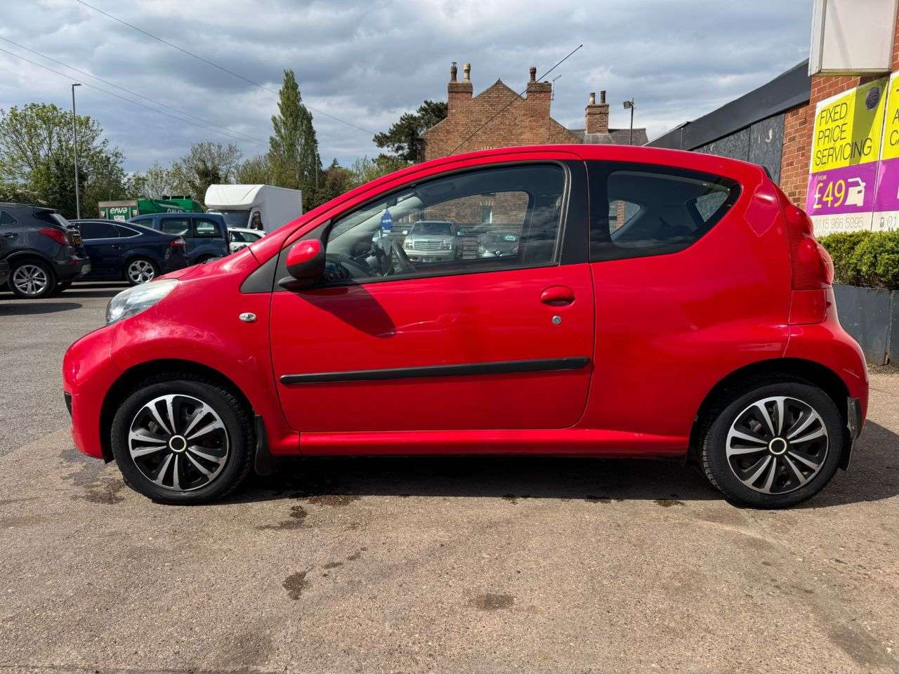 2010 PEUGEOT 107 2010 PEUGEOT 107