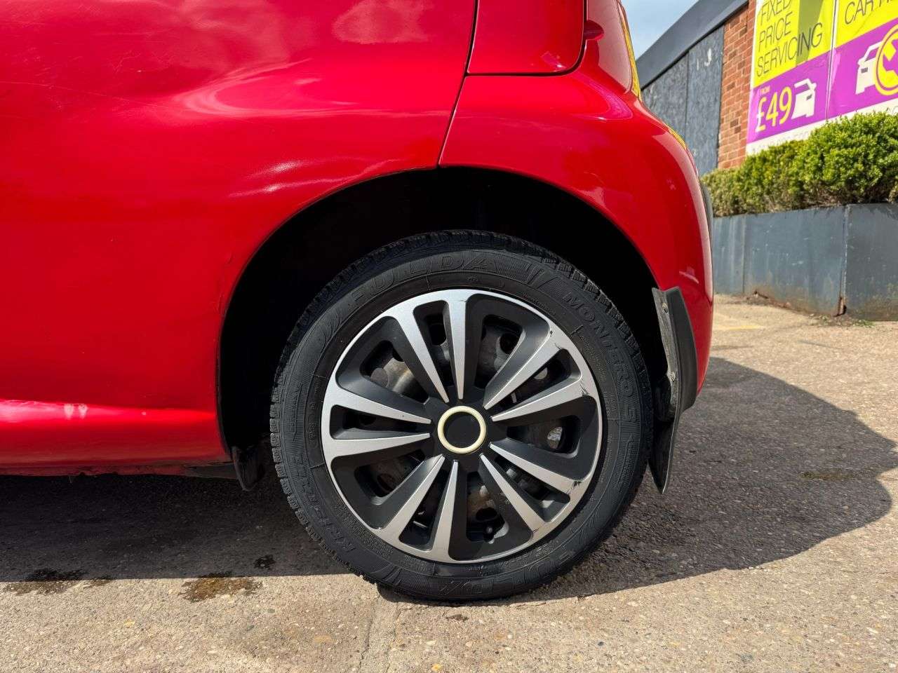 2010 PEUGEOT 107 2010 PEUGEOT 107