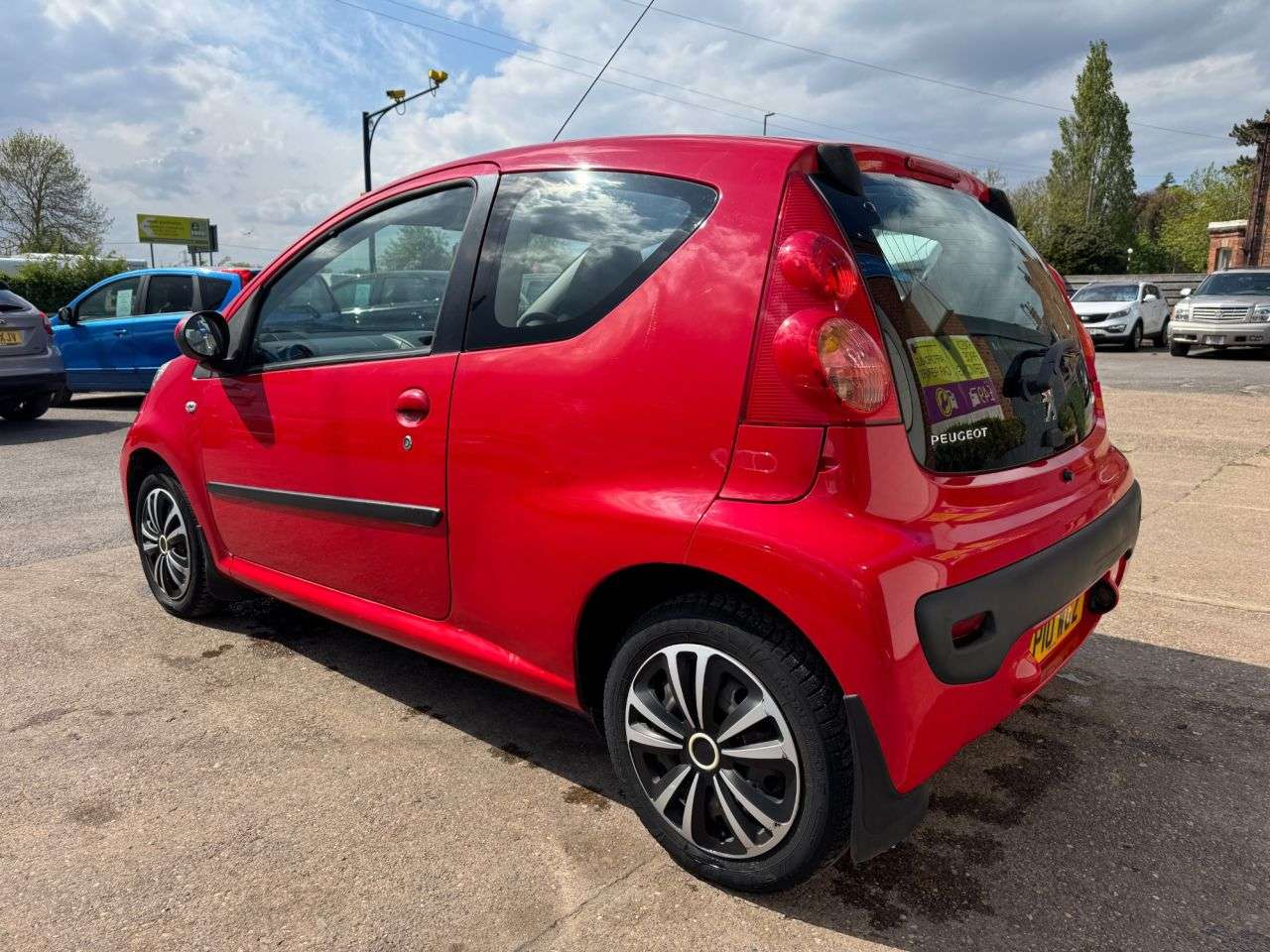 2010 PEUGEOT 107 2010 PEUGEOT 107