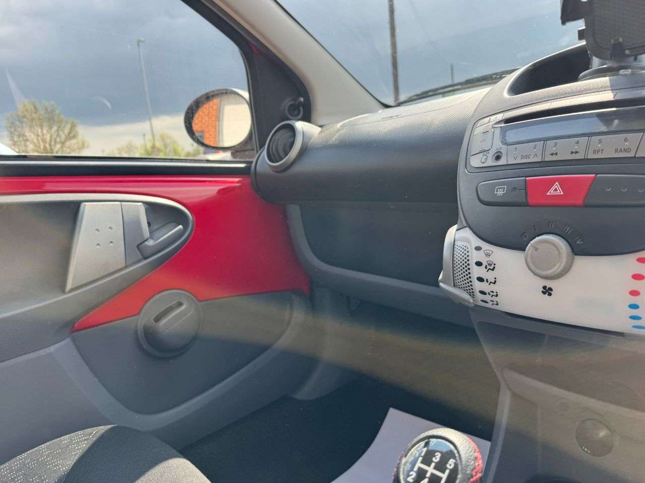 2010 PEUGEOT 107 2010 PEUGEOT 107