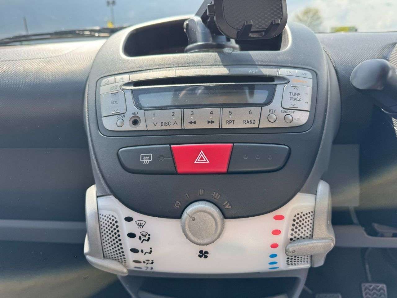 2010 PEUGEOT 107 2010 PEUGEOT 107
