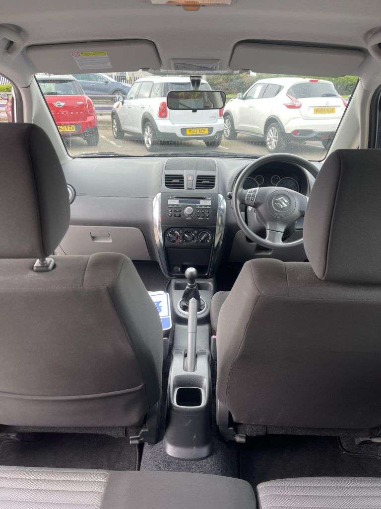 2013 SUZUKI SX4 2013 SUZUKI SX4