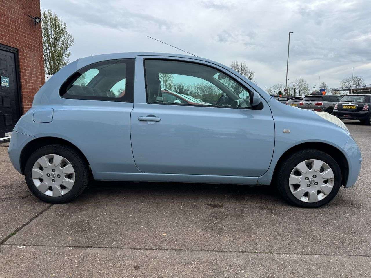 A 2006 NISSAN MICRA 1.2 16v Spirita Hatchback 3dr Petrol Manual (143 g/km, 79 bhp) A 2006 NISSAN MICRA 1.2 16v Spirita Hatchback 3dr Petrol Manual (143 g/km, 79 bhp)