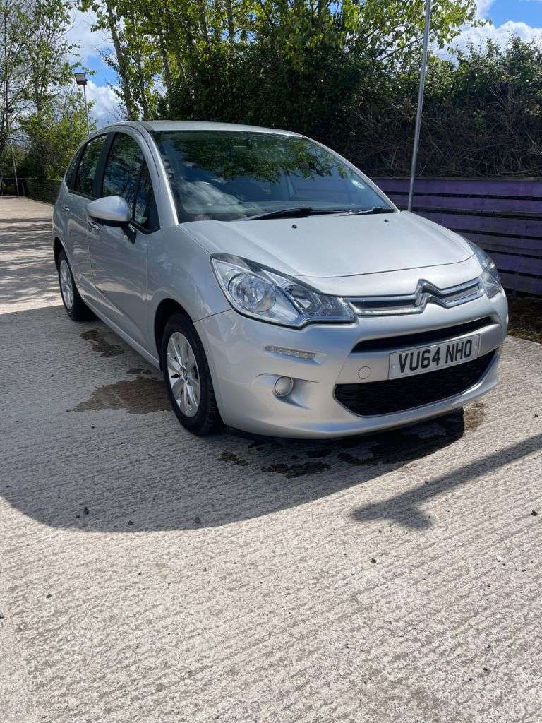 A 2014 CITROEN C3 1.2 VTi VTR+ Hatchback 5dr Petrol Manual Euro 5 (82 ps) A 2014 CITROEN C3 1.2 VTi VTR+ Hatchback 5dr Petrol Manual Euro 5 (82 ps)