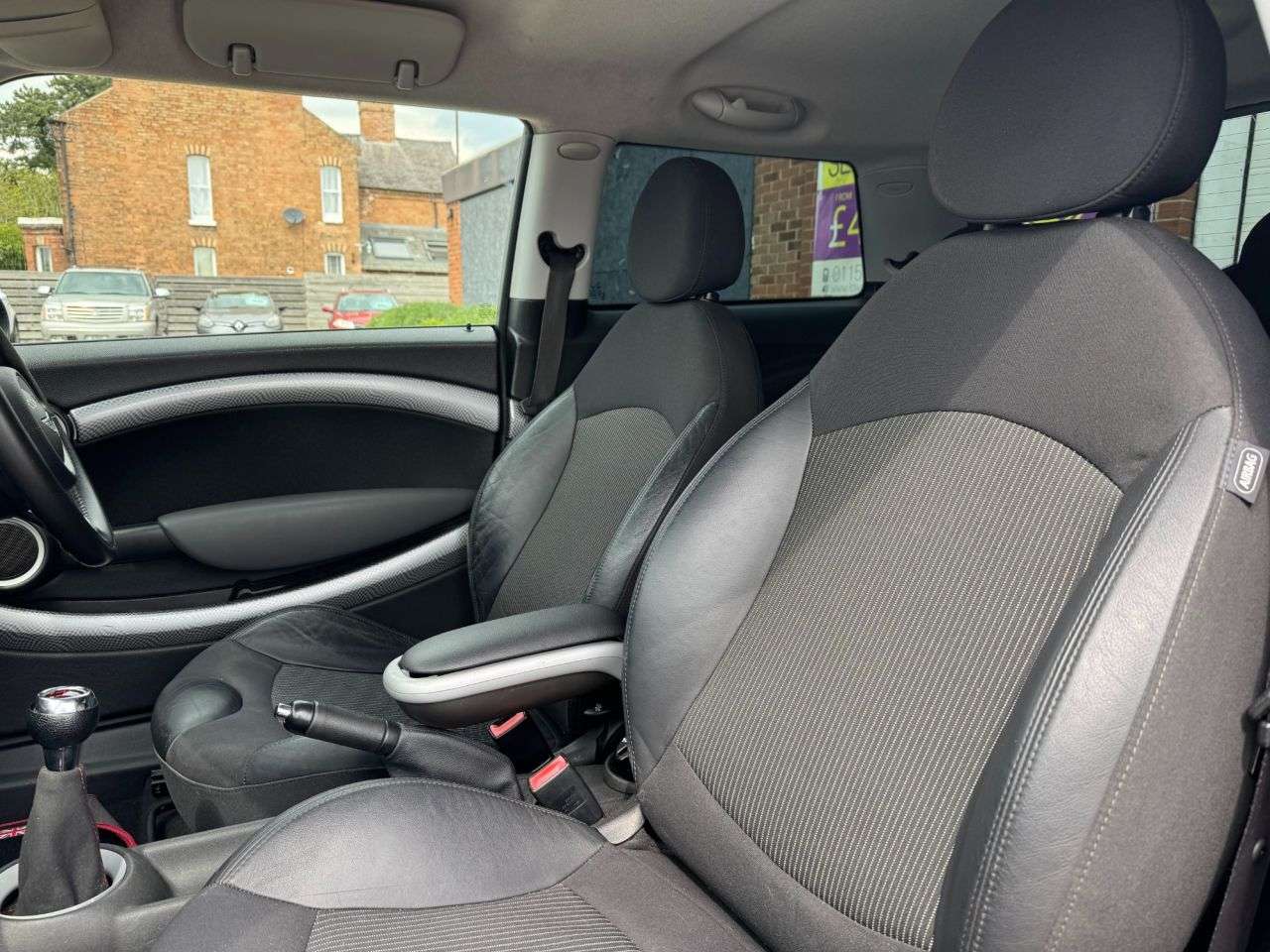 2009 MINI HATCH 2009 MINI HATCH