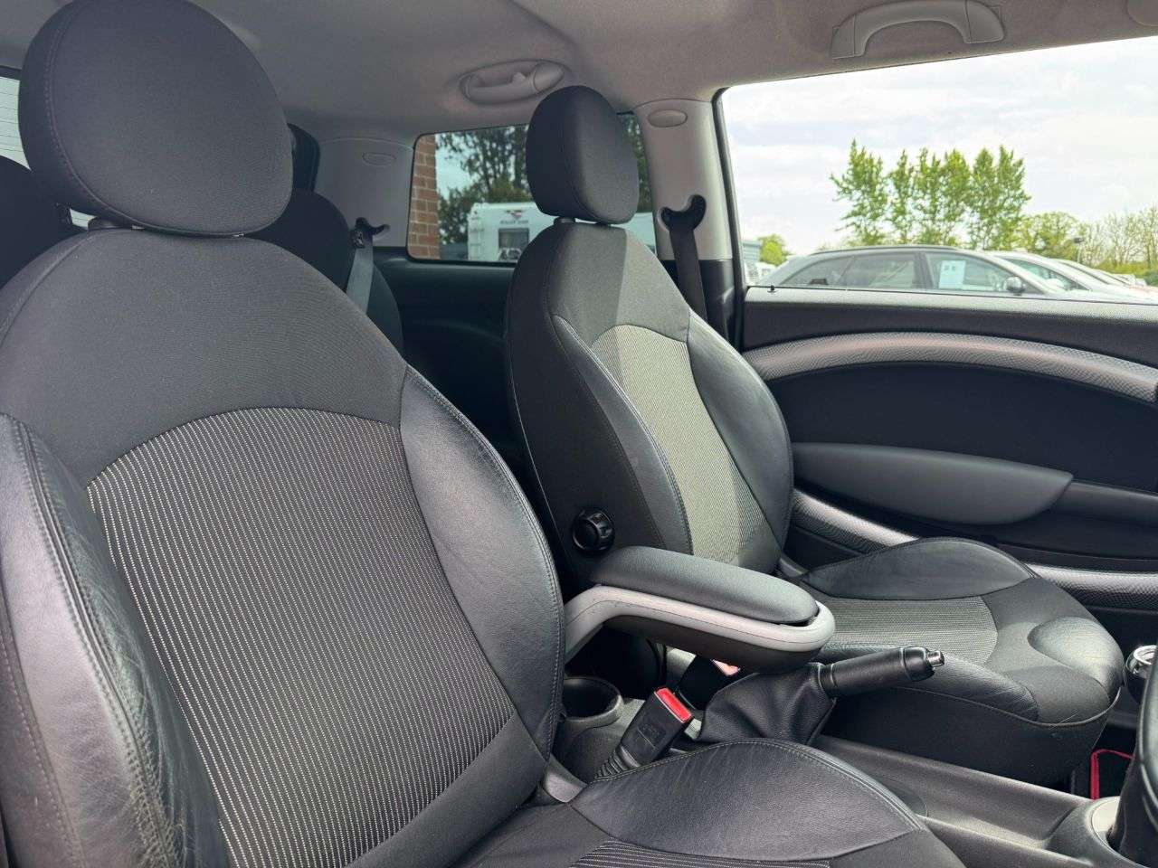 2009 MINI HATCH 2009 MINI HATCH