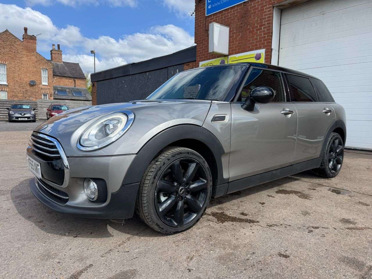 2016 MINI CLUBMAN 2016 MINI CLUBMAN
