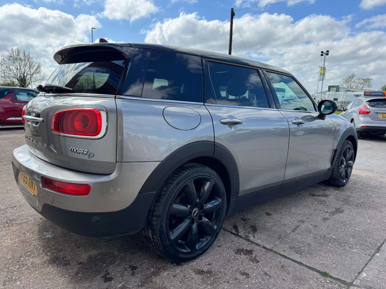 2016 MINI CLUBMAN 2016 MINI CLUBMAN