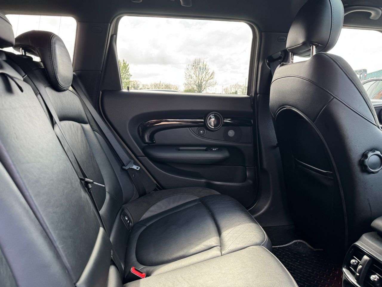 2016 MINI CLUBMAN 2016 MINI CLUBMAN